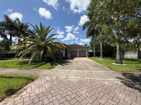 16940 SW 296th St, Homestead FL - photo 6 of 39