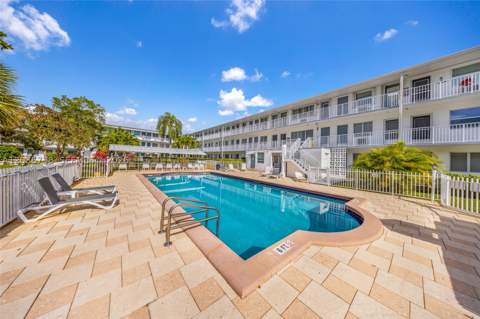 15610 NE 6th Ave 34C, Miami FL - photo 19 of 35