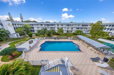 15610 NE 6th Ave 34C, Miami FL - photo 22 of 35
