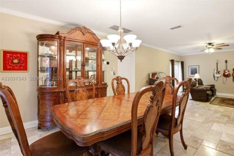7880 SW 180th Ter, Palmetto Bay FL - photo 14 of 40