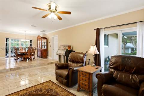 7880 SW 180th Ter, Palmetto Bay FL - photo 15 of 40