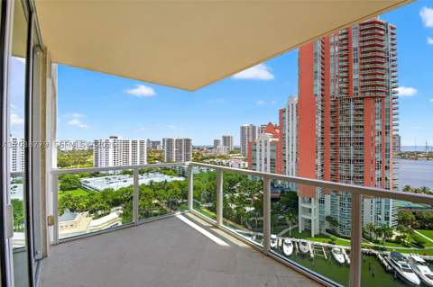 3330 NE 190th St 1611, Aventura FL - photo 13 of 38