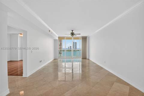 3330 NE 190th St 1611, Aventura FL - photo 8 of 38