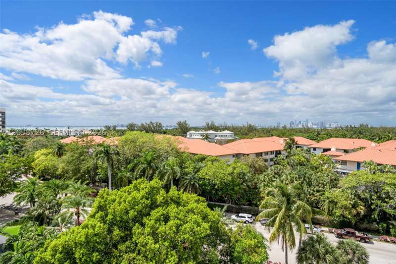2 bedroom Condominium at 150 Ocean Lane Dr 7C, Island Breakers Condo, Key Biscayne — photo 5