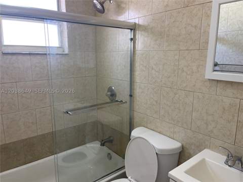 1043 NW 2nd St 14, Miami FL - photo 9 of 12