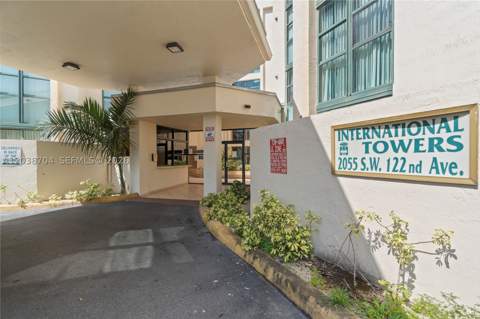 2055 SW 122nd Ave 326, Miami FL - photo 23 of 25