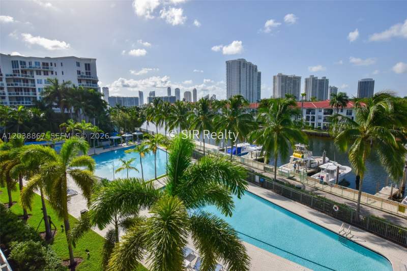 2 bedroom Condominium at 2950 NE 188th St 336, Artech Residences At Aven, Aventura — photo 2
