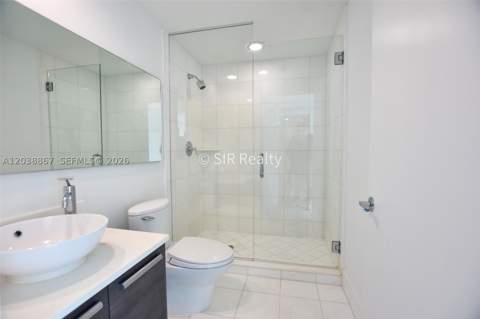 2950 NE 188th St 336, Aventura FL - photo 9 of 42