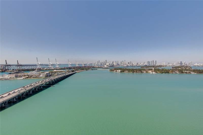1 bedroom Condominium at 540 West Ave 2112, The Bentley Bay Condo, Miami Beach — photo 2
