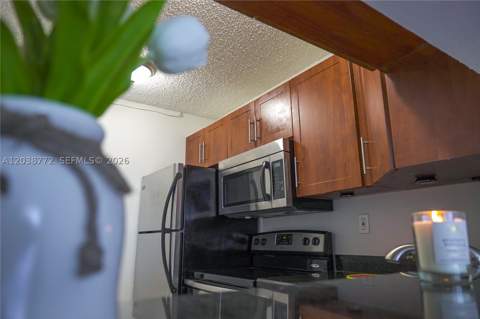 482 NW 165th St Rd A504, Miami FL - photo 10 of 41