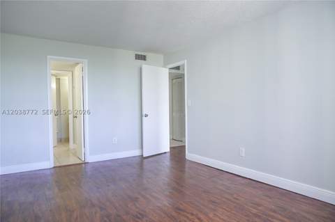 482 NW 165th St Rd A504, Miami FL - photo 17 of 41