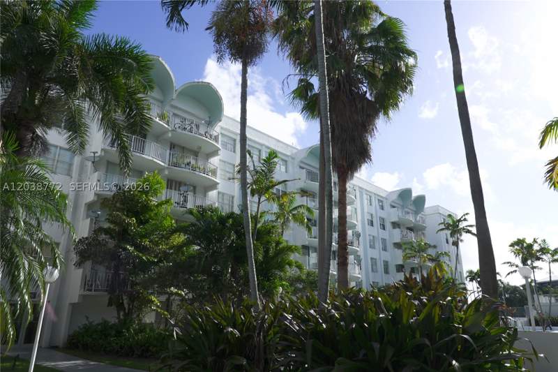 1 bedroom Condominium at 482 NW 165th St Rd A504, Montecarlo Condo, Miami — photo 5