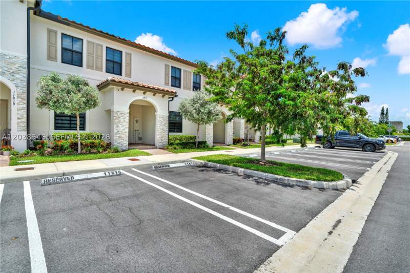 3 bedroom Townhouse at 11815 SW 247th Ter, Silver Palm Residential H, Homestead — photo 2