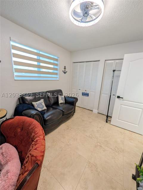 8275 NW 186th St 801, Hialeah FL - photo 14 of 39