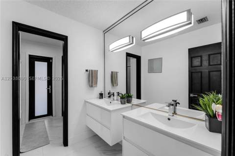 551 SW 127th Ave, Miami FL - photo 14 of 33