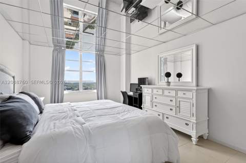 301 174th St 1905 + Den, Sunny Isles Beach FL - photo 16 of 55