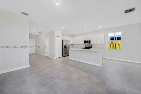2373 NW 130th St, Miami FL - photo 8 of 30