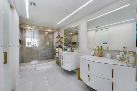 18000 N Bay Rd 902, Sunny Isles Beach FL - photo 14 of 25