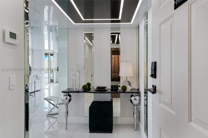 3 bedroom Condominium at 18000 N Bay Rd 902, Le Montcalm Condo, Sunny Isles Beach — photo 2
