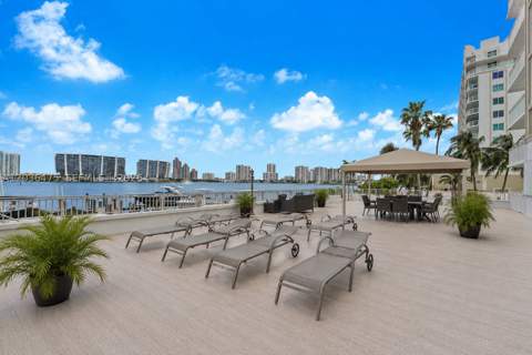 18000 N Bay Rd 902, Sunny Isles Beach FL - photo 22 of 25