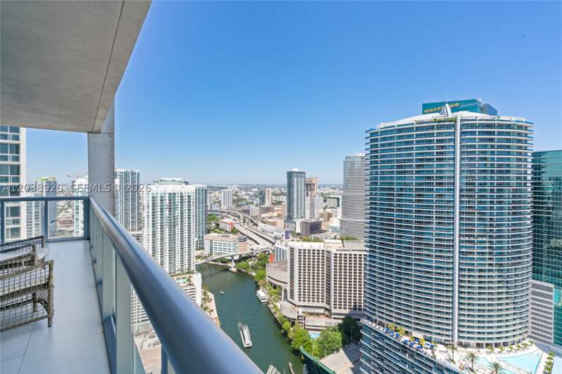 2 bedroom Condominium at 475 Brickell Ave 4315, Iconbrickell Condo No 1, Miami — photo 3