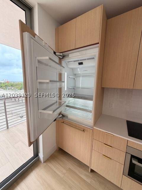 90 NE 32nd St 823, Miami FL - photo 9 of 14