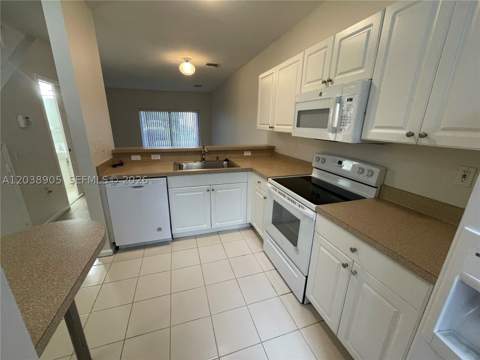 17341 NW 7th Ave 605, Miami Gardens FL - photo 6 of 24