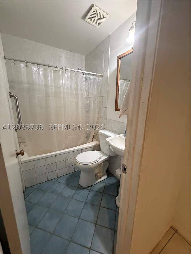 3 bedroom SingleFamilyResidence at 18940 SW 358th St, Lucille Park, Homestead — photo 3