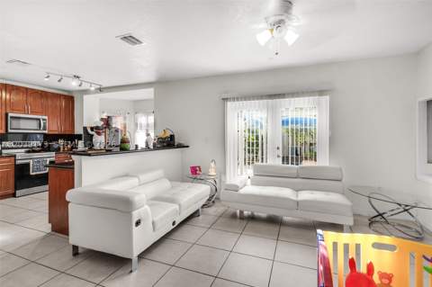 1760 NE 36th Ave, Homestead FL - photo 16 of 49