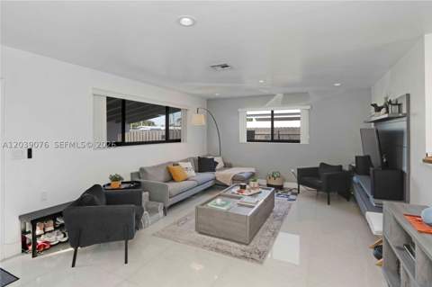 6751 SW 13th St, Miami FL - photo 9 of 41