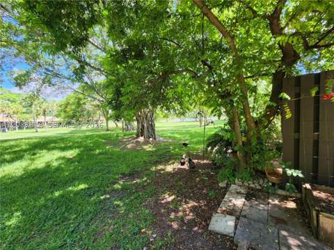15561 SW 110th Ter, Miami FL - photo 12 of 39