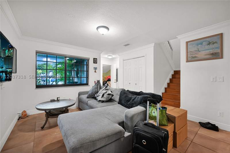 3 bedroom Townhouse at 15561 SW 110th Ter, La Maison At The Hammocks, Miami — photo 5