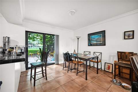 15561 SW 110th Ter, Miami FL - photo 7 of 39