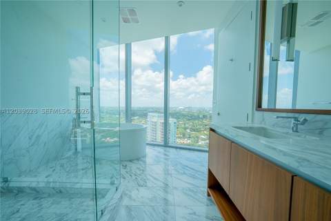 175 SE 25th Rd 2704, Miami FL - photo 11 of 26