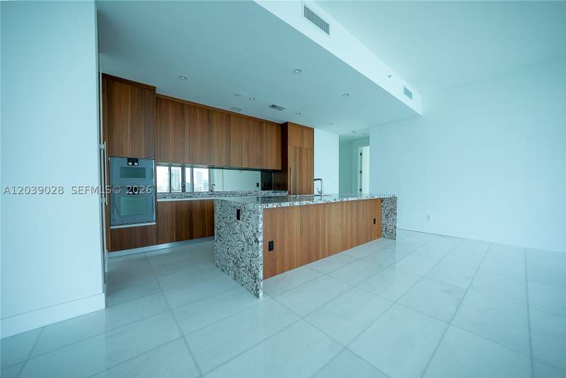 3 bedroom Condominium at 175 SE 25th Rd 2704, Una Residences, Miami — photo 2