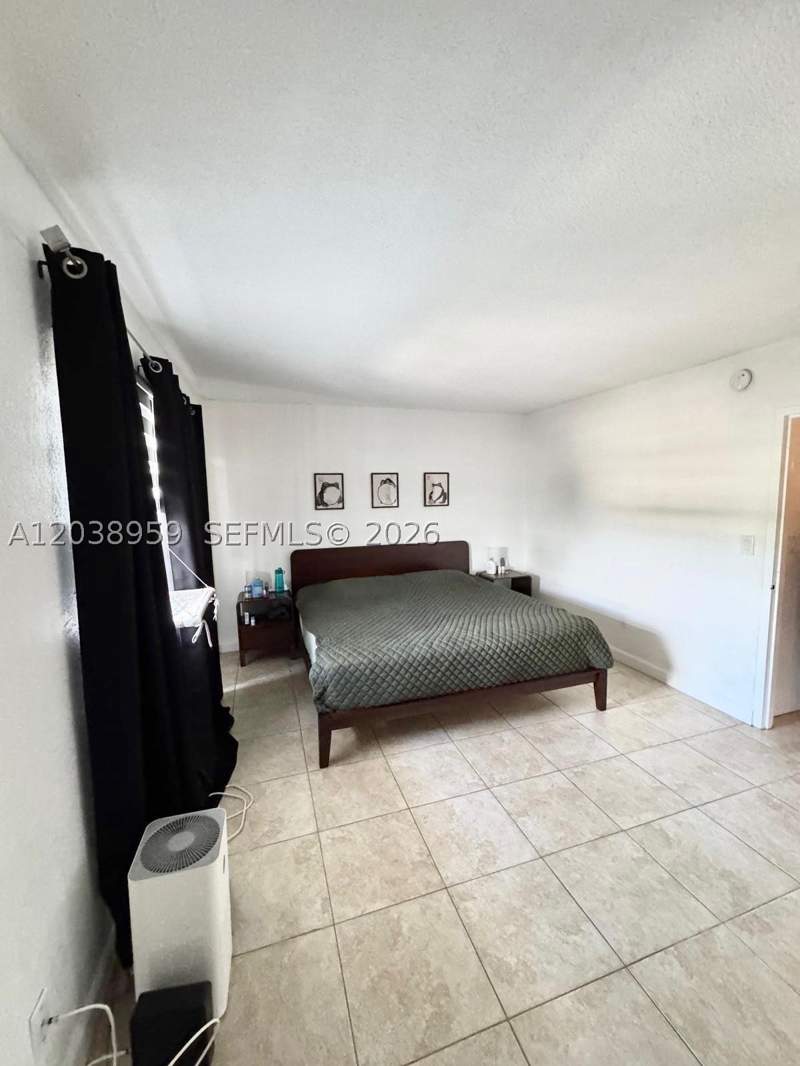1 bedroom Condominium at 1100 Alton Rd 5D, 1100 Alton Road Condo Apt, Miami Beach — photo 4