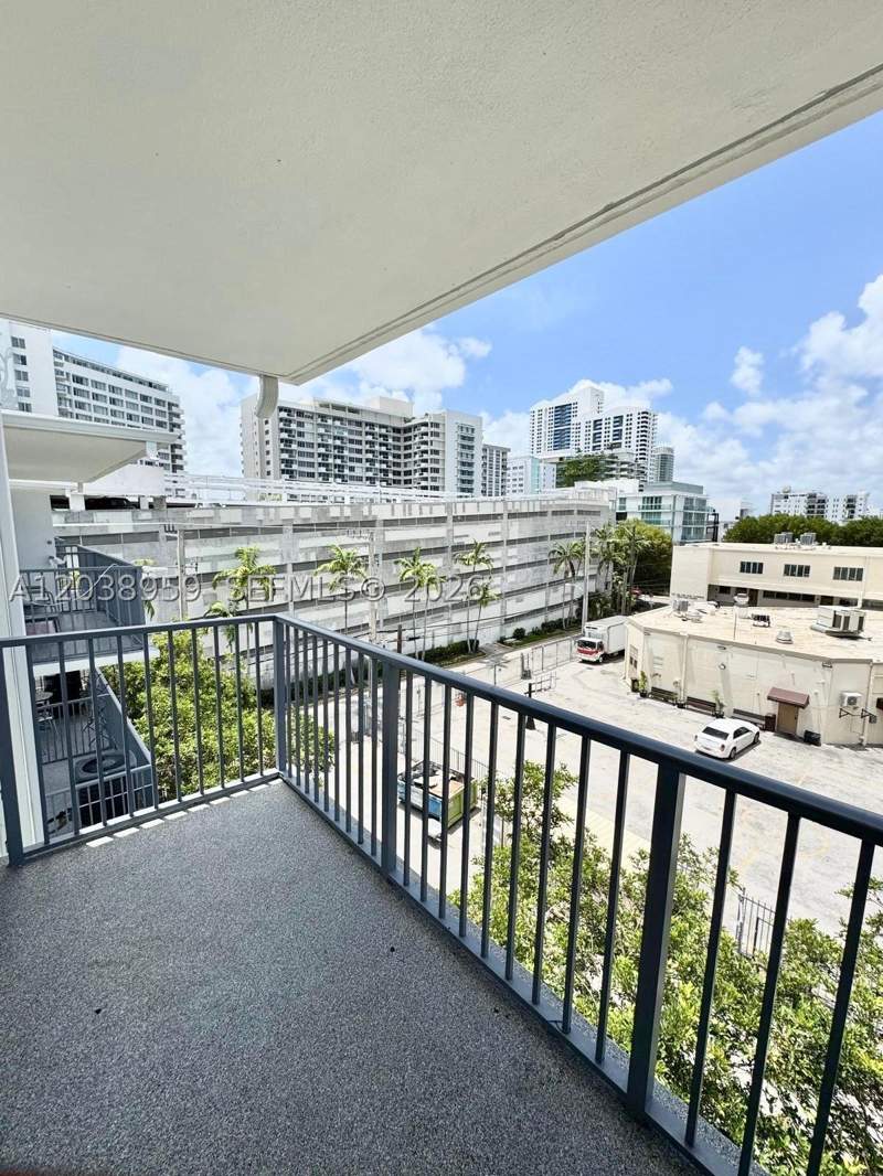 1 bedroom Condominium at 1100 Alton Rd 5D, 1100 Alton Road Condo Apt, Miami Beach — photo 5