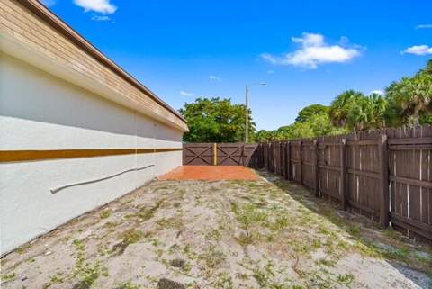 3930 NW 207 St Road, Miami Gardens FL - photo 23 of 25