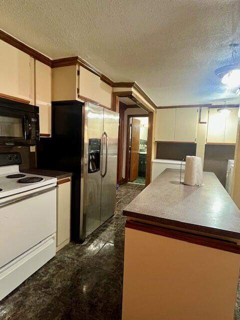 3 bedroom Townhouse at 3930 NW 207 St Road, Vista Townhouse Sec C, Miami Gardens — photo 3