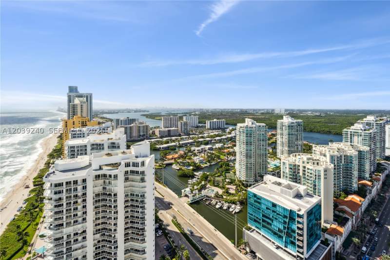 1 bedroom Condominium at 16699 Collins Ave+ONE Self Parking 4110, La Perla Condo, Sunny Isles Beach — photo 4