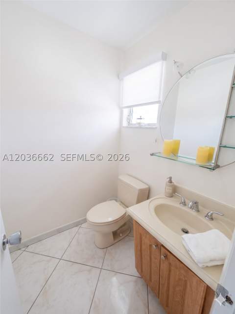 1530 NE 191st St 305, Miami FL - photo 17 of 18