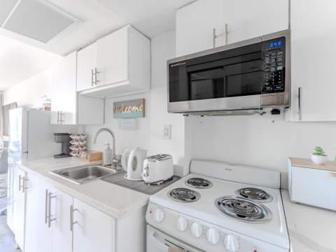 19201 Collins Avenue 1038, Sunny Isles Beach FL - photo 8 of 17