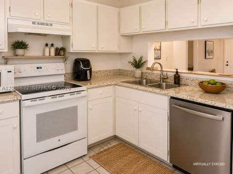 1044 S Independence Dr 1044L, Homestead FL - photo 7 of 24