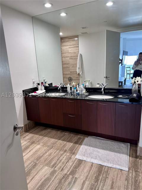 15811 Collins Ave 1505, Sunny Isles Beach FL - photo 8 of 10