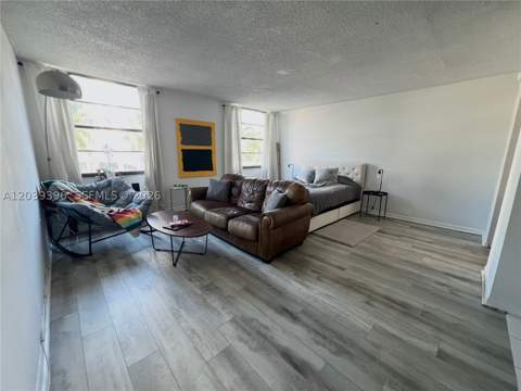 710 Washington Ave 319, Miami Beach FL - photo 7 of 17