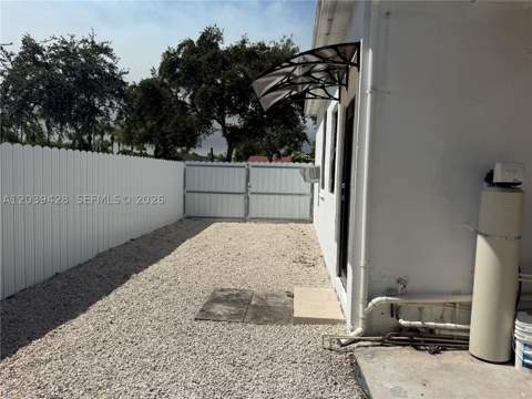 1880 NE 159th St, North Miami Beach FL - photo 6 of 16
