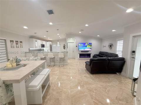 19331 NW 57th Ct, Miami FL - photo 6 of 38