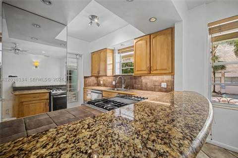 1751 Washington Ave 1F, Miami Beach FL - photo 8 of 19