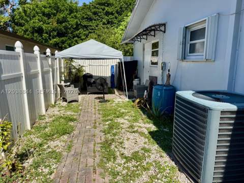 15940 NW 37th Pl, Miami Gardens FL - photo 17 of 27