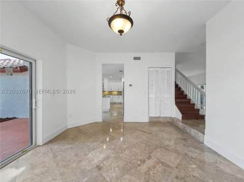 4725 NW 104th Ave, Doral FL - photo 6 of 30